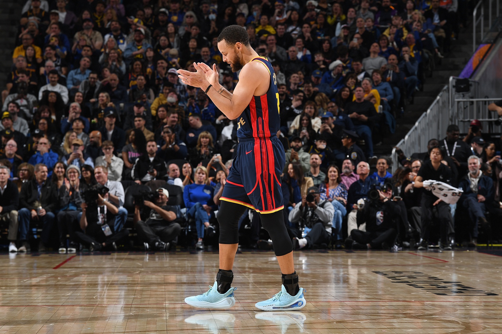  追夢(mèng)：沒有庫(kù)里時(shí)我們?nèi)蒎e(cuò)空間大大減少 我們必須適時(shí)調(diào)整