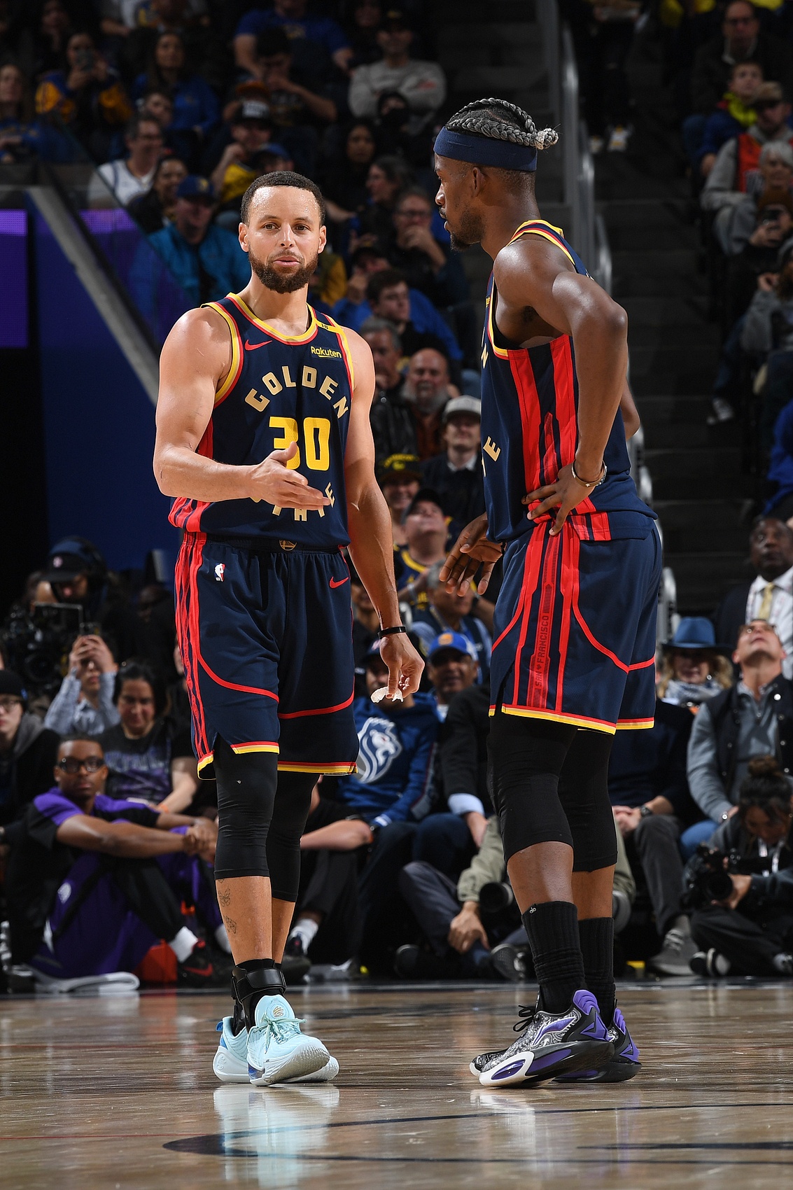  巴特勒：我們需要庫里在場 追夢會(huì)為球隊(duì)贏球做任何事