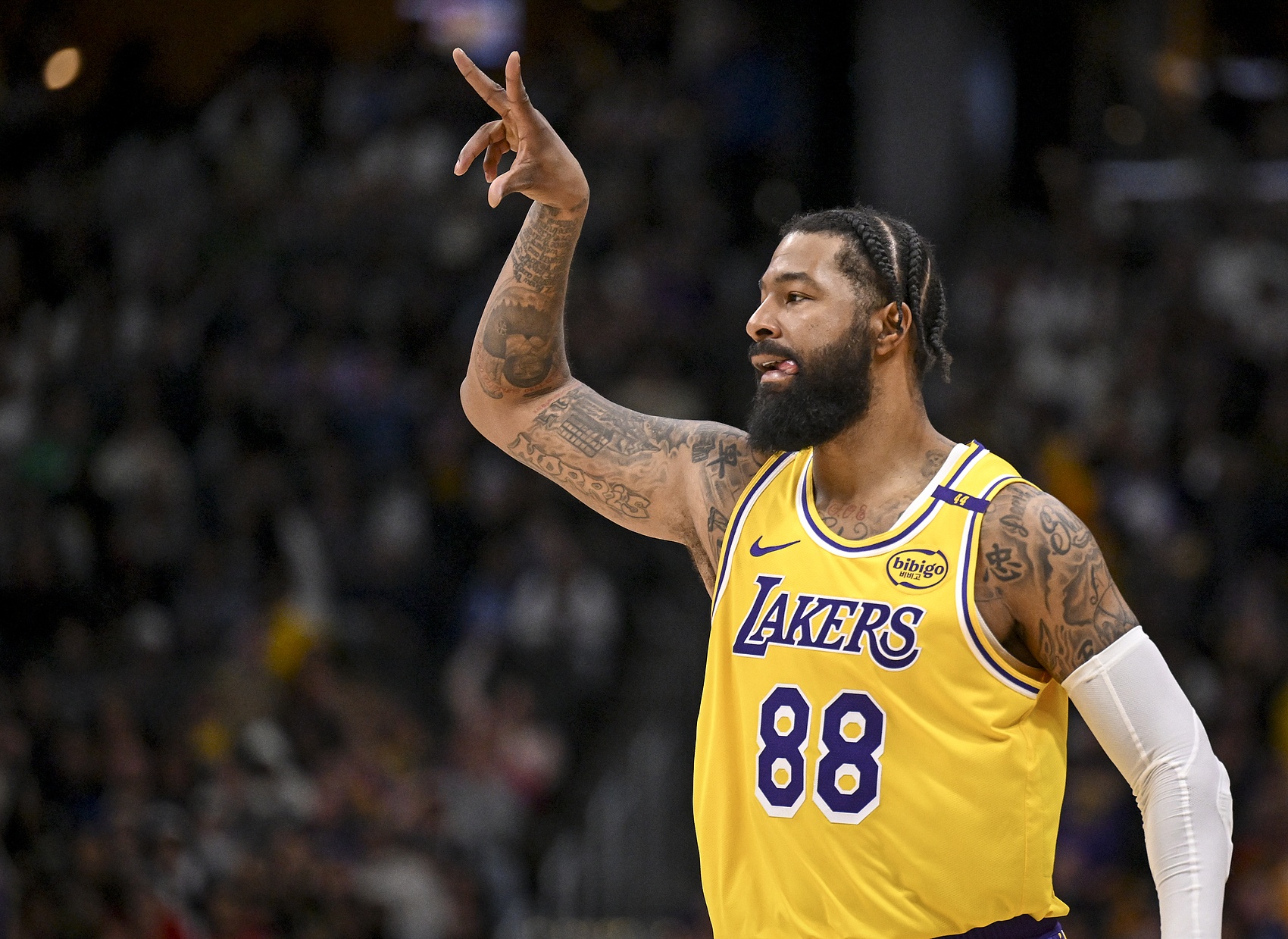  7人缺陣！湖人VS雄鹿首發(fā)：大莫 克內克特 海斯 文森特 古德溫