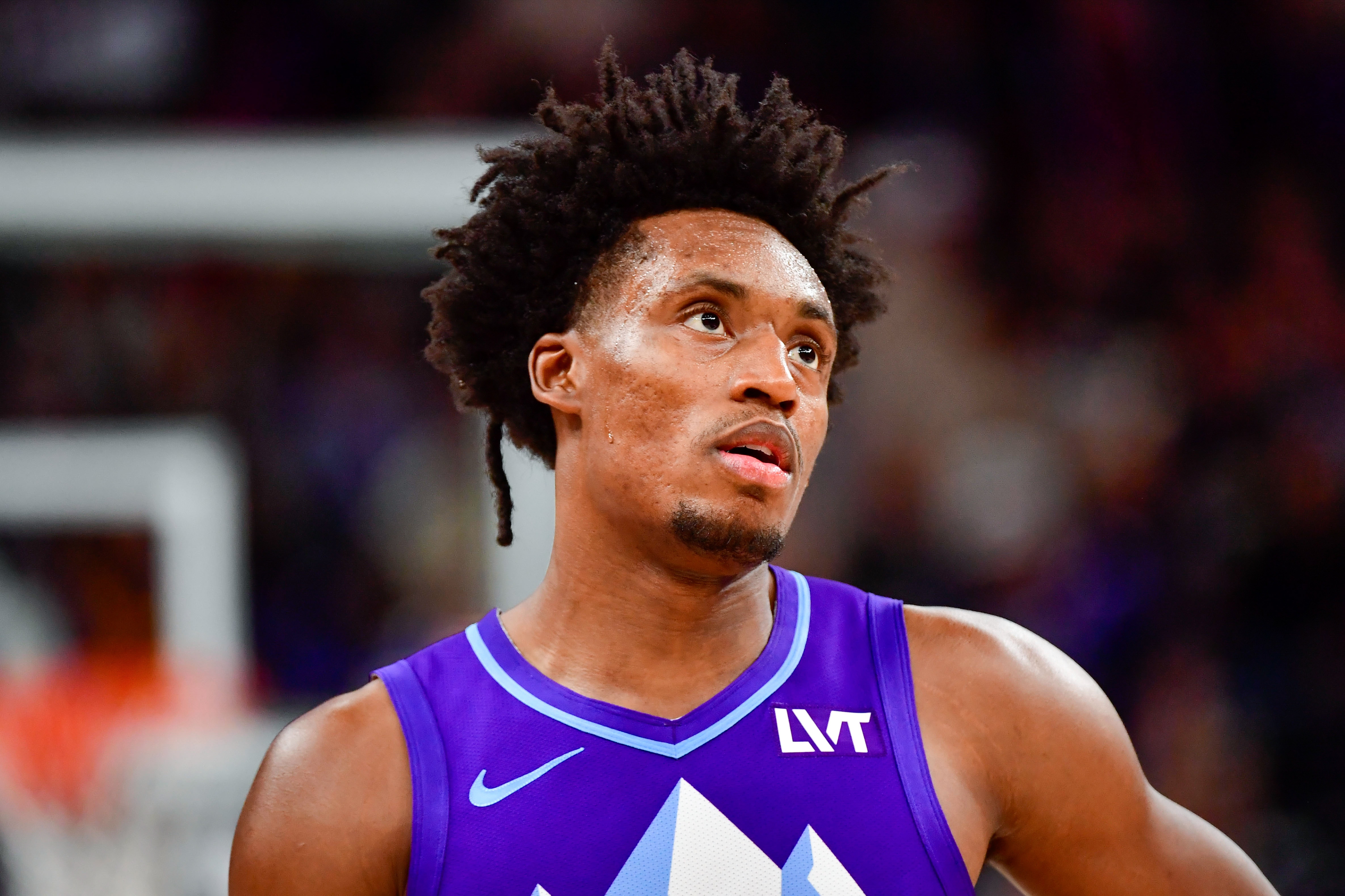  打得不錯！塞克斯頓半場9投7中貢獻16分1板1助 得分全隊最高