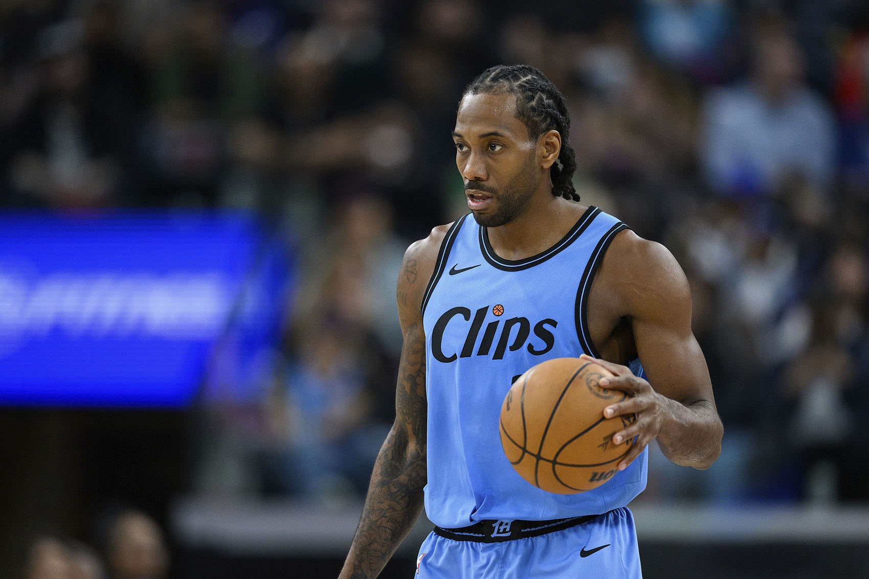  小卡：之前打季后賽一些不幸發(fā)生在我身上 但賽季勝率過(guò)5成是好事