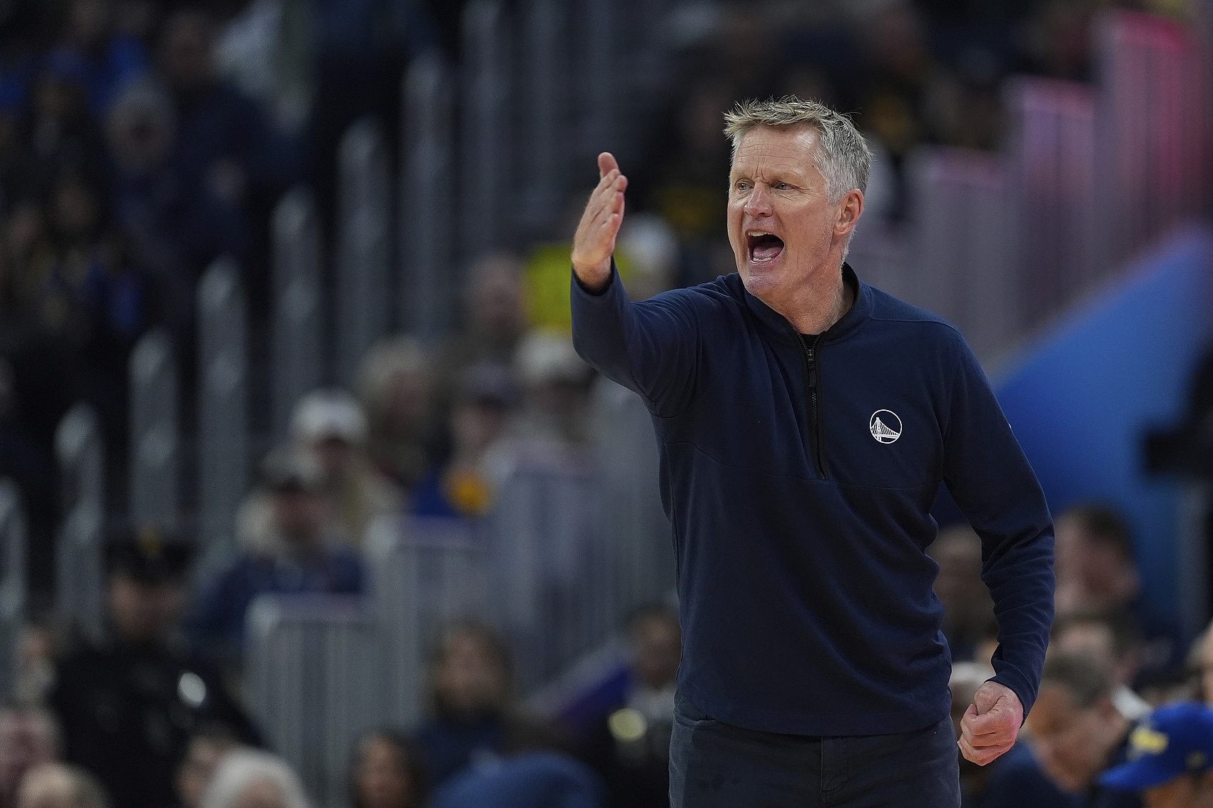  防守形同虛設(shè)！勇士首節(jié)讓老鷹轟下40分&落后17分