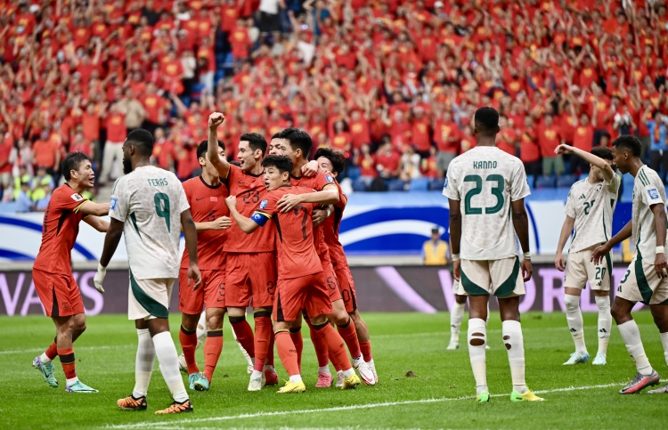  足球報(bào)：國足若打好18強(qiáng)賽進(jìn)附加賽，殺進(jìn)世界杯的機(jī)會(huì)依然不小