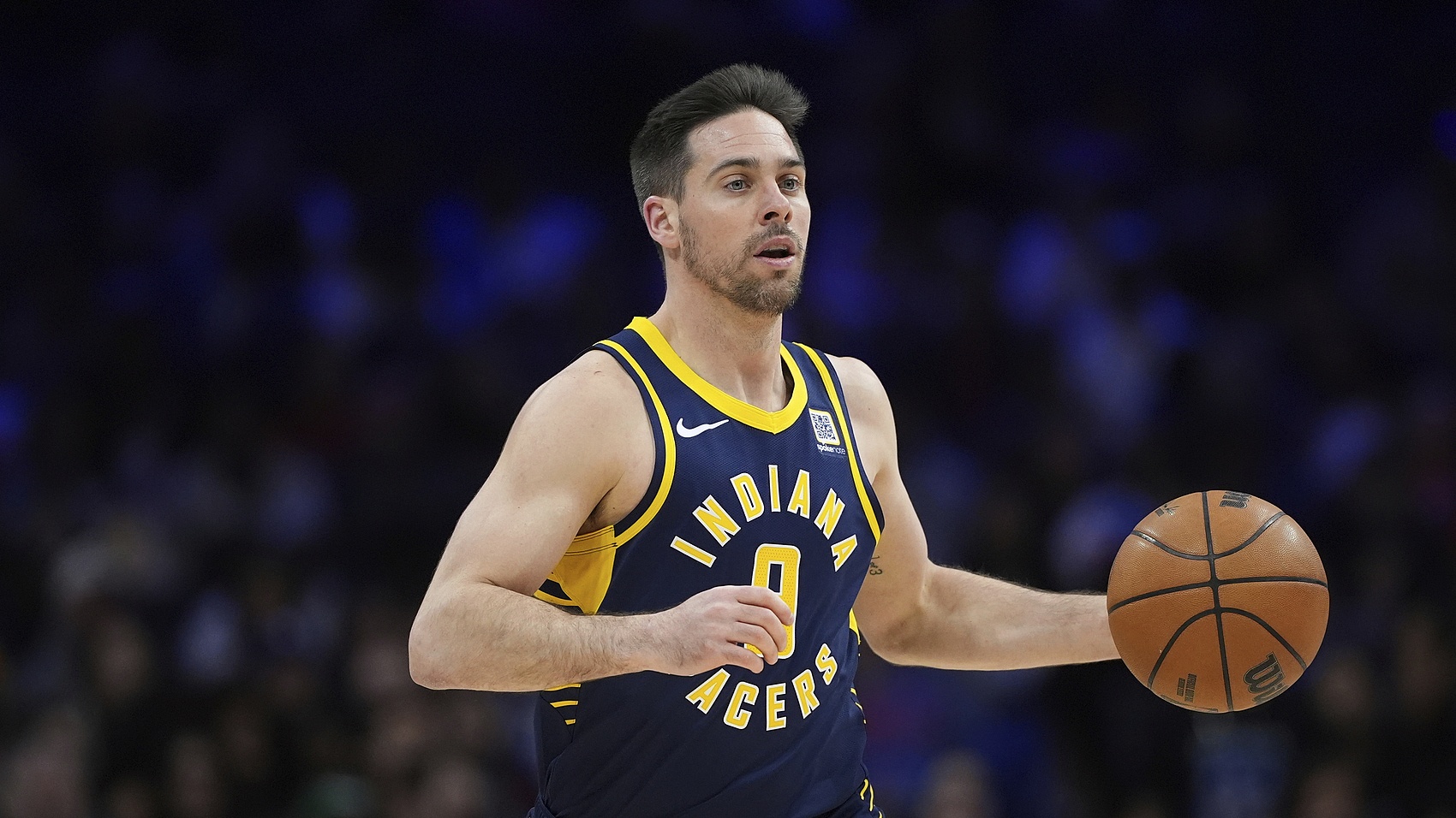  高效準(zhǔn)三雙！麥康納17分鐘7中5拿到10分9板8助 正負(fù)值+26