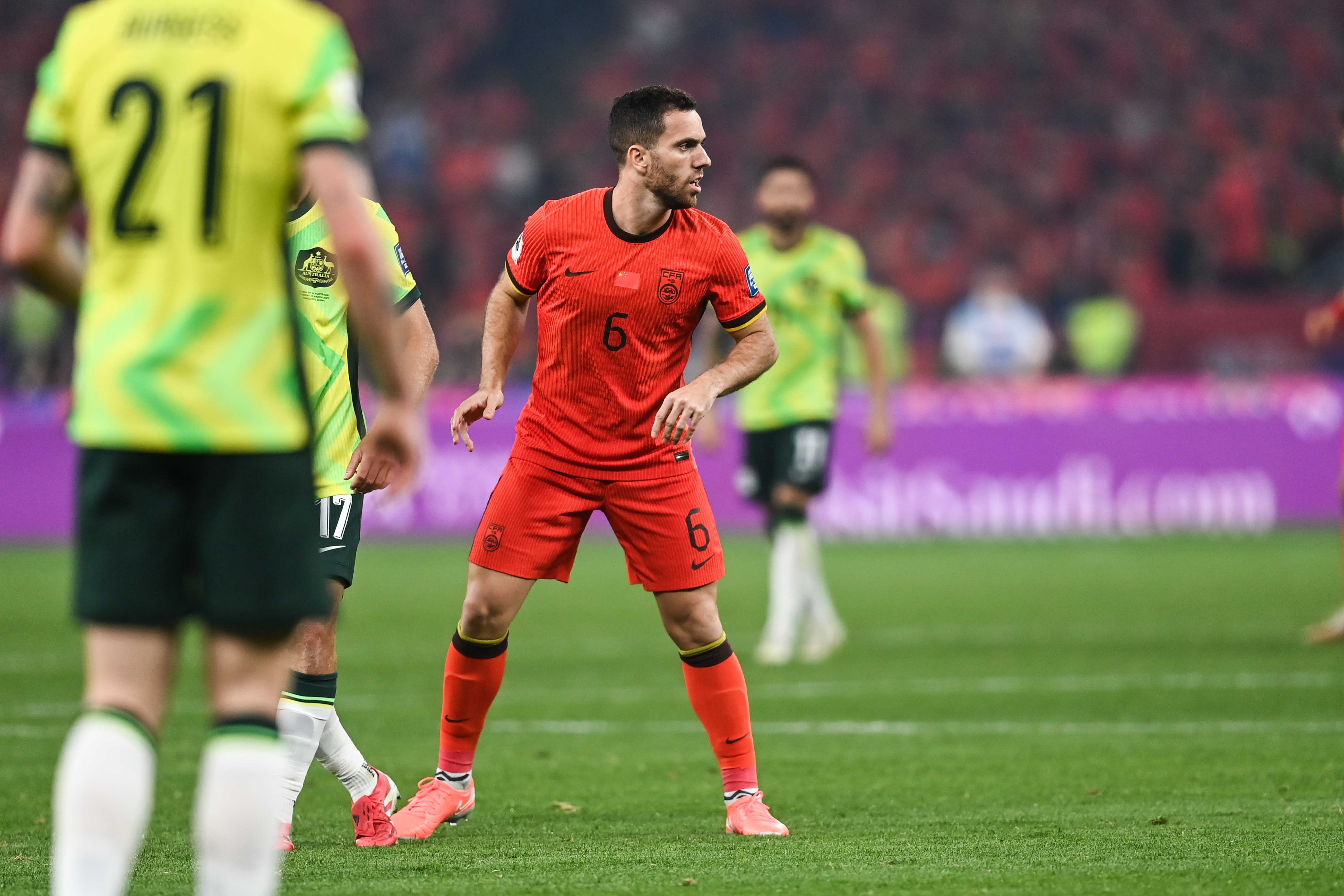  媒體人：國內(nèi)青訓(xùn)未緊跟國際發(fā)展趨勢，國足嚴(yán)重缺乏有特點(diǎn)的球員