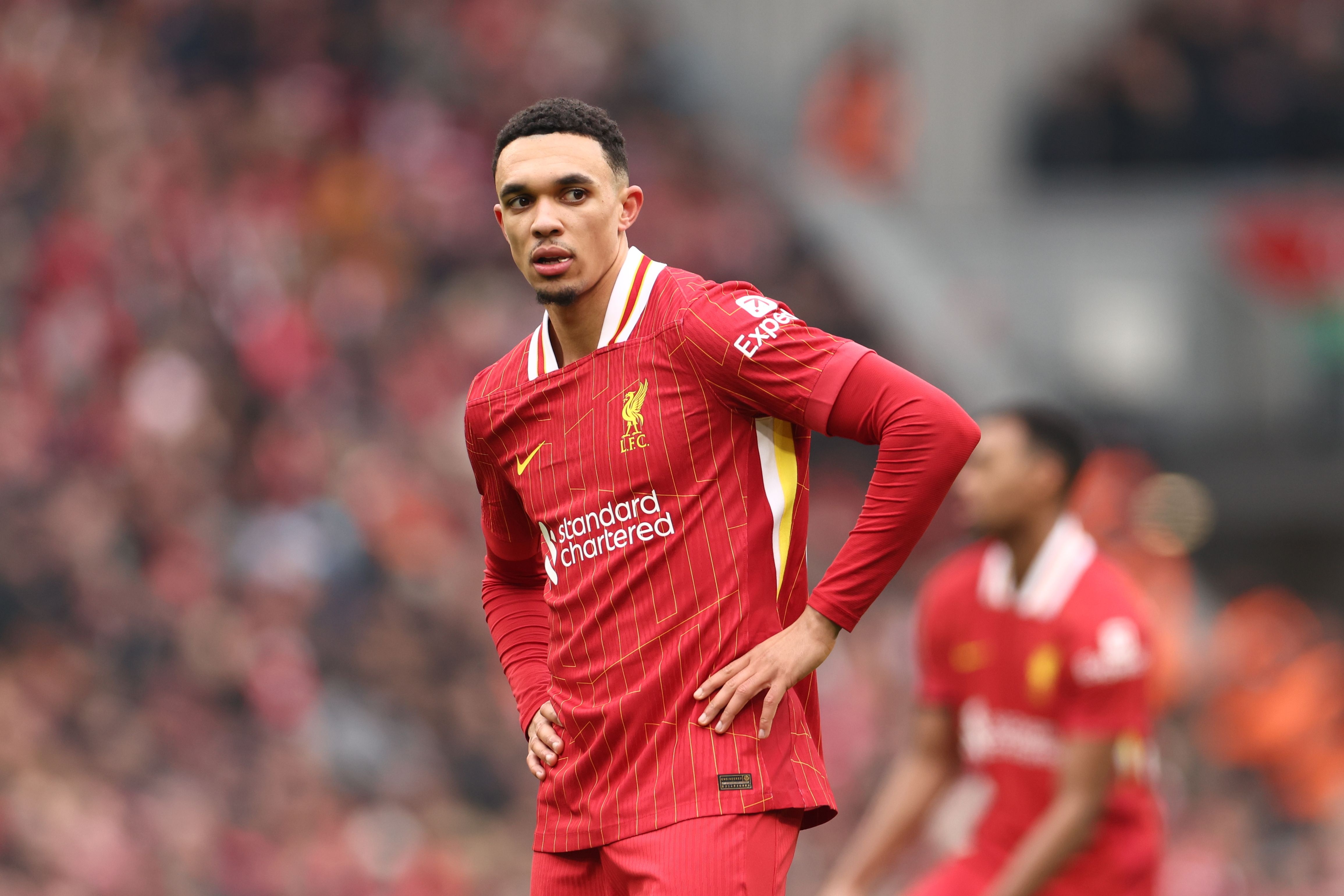  危機(jī)！回聲報(bào)：阿諾德離隊(duì)將造成副隊(duì)長(zhǎng)空缺 領(lǐng)導(dǎo)層2年內(nèi)可能全走