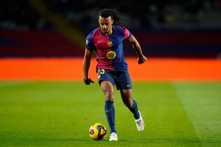  已連踢92場比賽！西媒：巴薩希望與孔德續(xù)約 孔德也希望留在巴薩