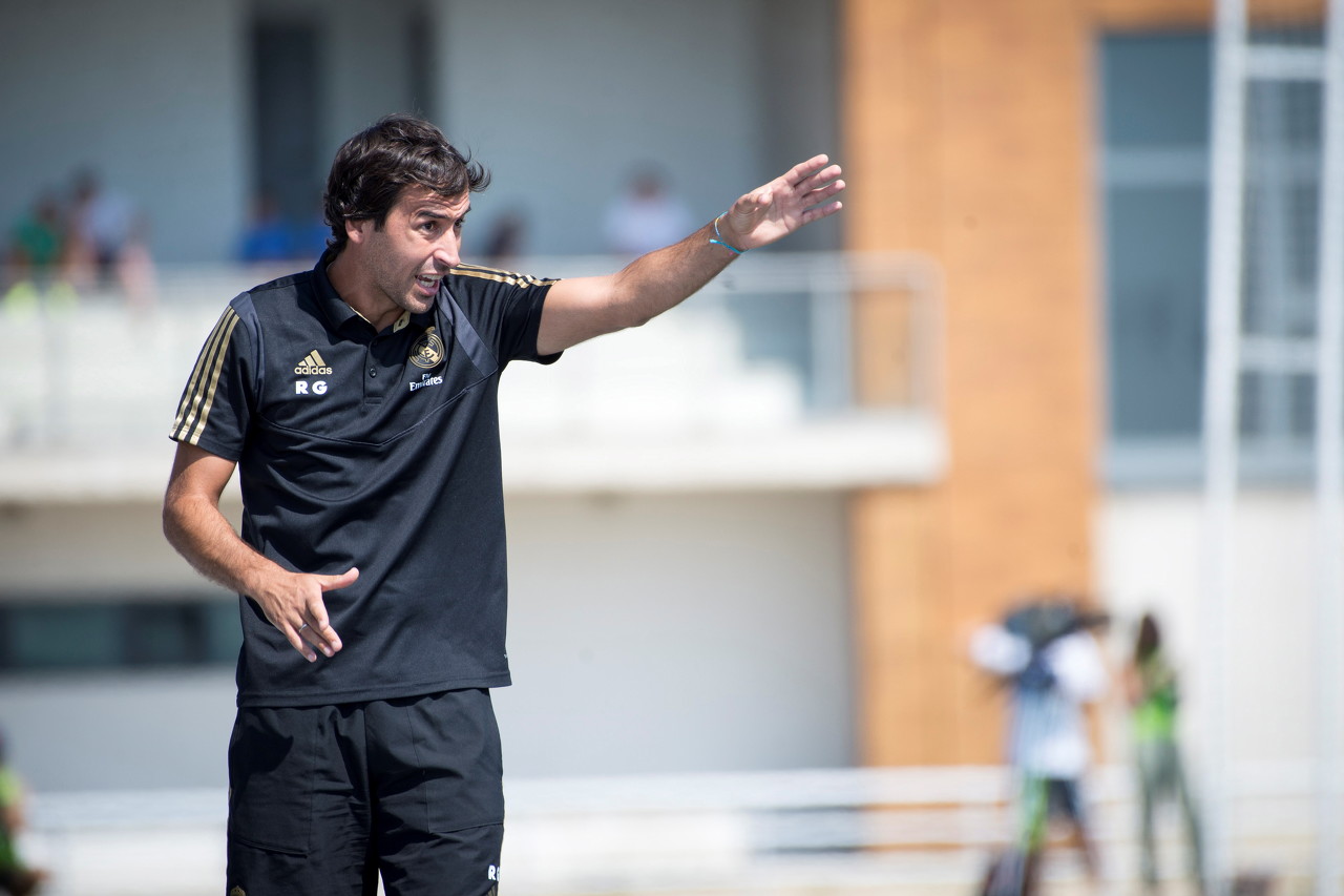  體圖：沙爾克主帥或今夏下課，高層已赴馬德里探詢勞爾的執(zhí)教意愿