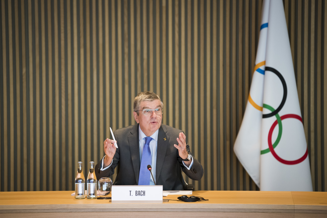  巴赫稱期待拜仁可以晉級(jí)歐冠決賽并奪冠，打趣“皇馬進(jìn)不了決賽”